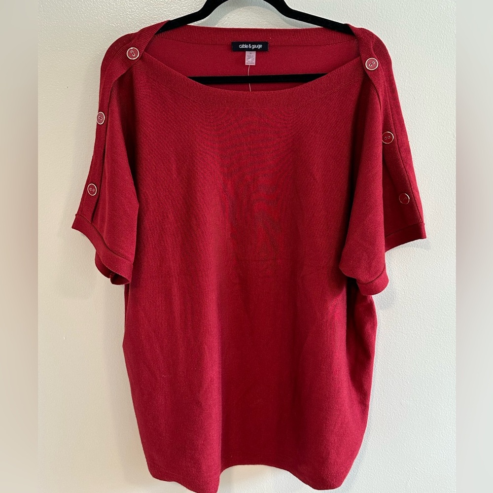 Cable & Gauge Scarlet Button-Detail Top